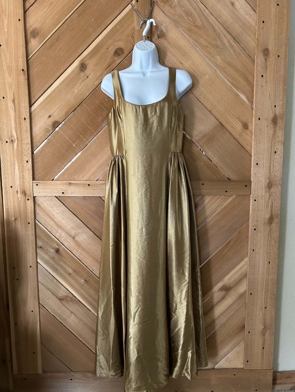 ANTONIO MELANI Leah Metallic Scoop Neckline Sleeveless Ruching A-Line Dress - Picture 8 of 9